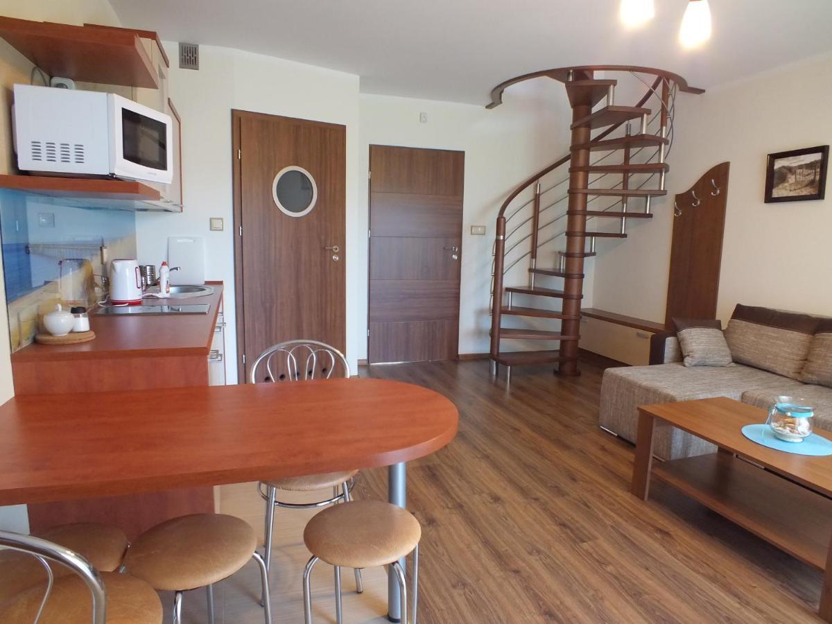 Willa Laura Rowy - Apartamenty Nad Morzem Exterior foto